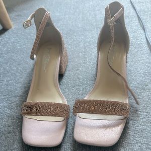 Champagne color chunky low heel open sandals!!! Worn only once!